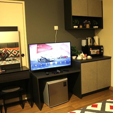 Mlh Premier Suites @ Saville Черас Екстериор снимка
