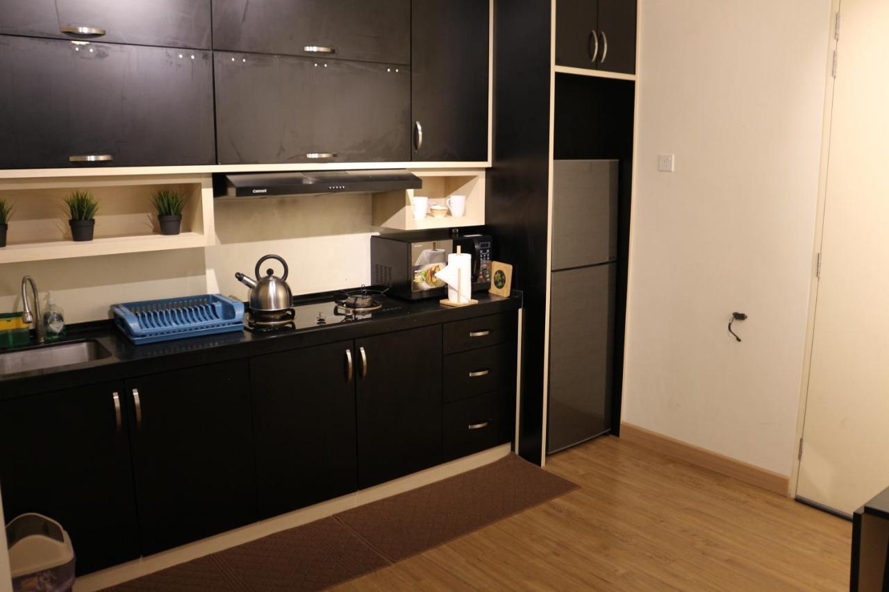Mlh Premier Suites @ Saville Черас Екстериор снимка