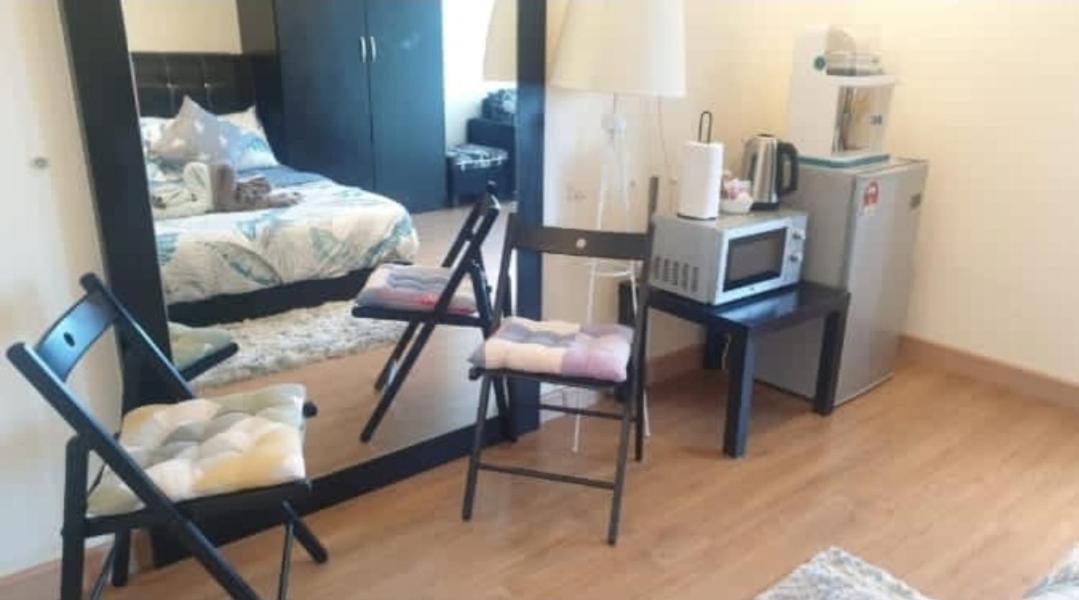 Mlh Premier Suites @ Saville Черас Екстериор снимка